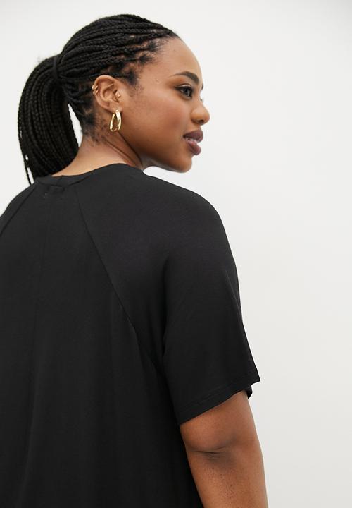 edit Plus - Hi-low easy fit tee - black