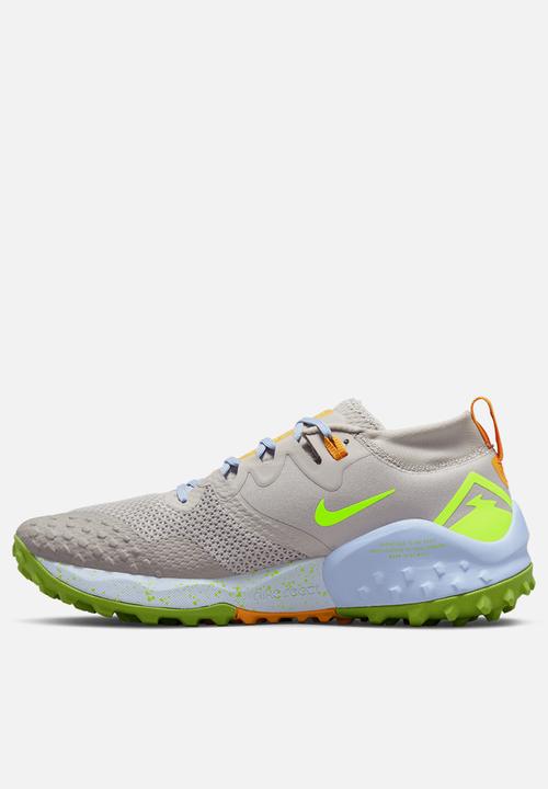 Nike - Wildhorse 7 - lt iron ore/volt-cobblestone-kumquat
