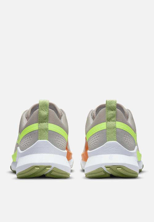 Nike - React pegasus trail 4 - lt iron ore/volt-cobblestone