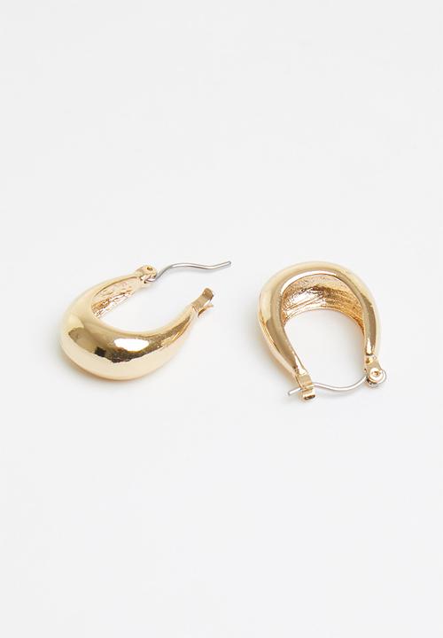 Superbalist - Addy hoop earrings - gold