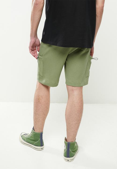 Only & Sons - Onsalf reg sweatshorts - oil green