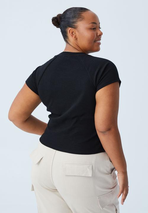 Cotton On - Curve amber raglan short sleeve tee - black