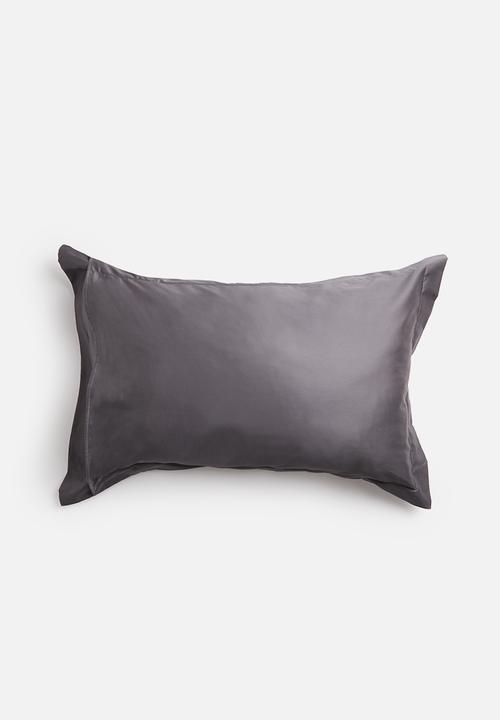 Sheraton Textiles - 400tc Egyptian cotton straight stitch pillowcase - charcoal 