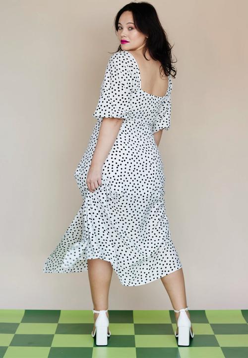 Me&B - Plus spot bodice tea dress - white & black