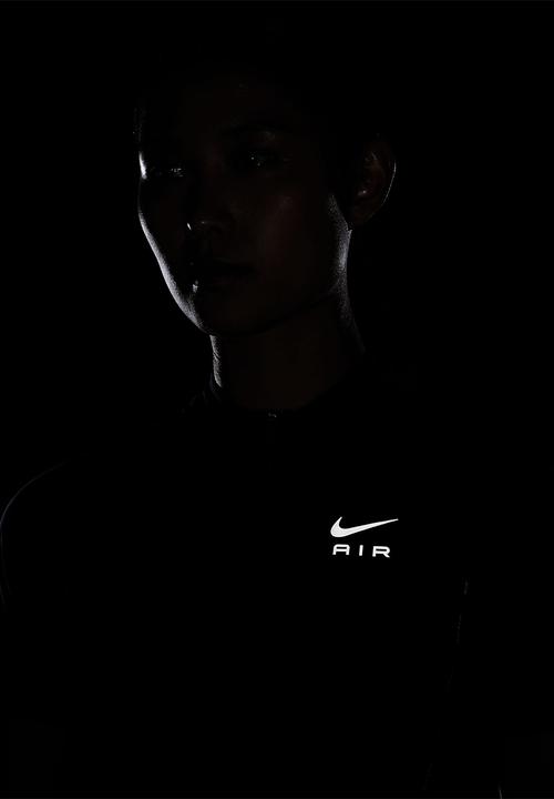 Nike - W nk df air ss hz top - black