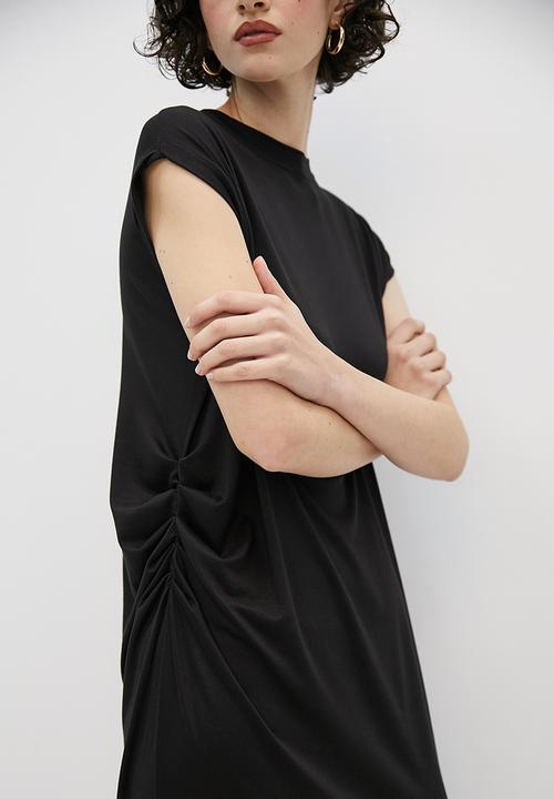 Superbalist - Side ruched column tee dress - black