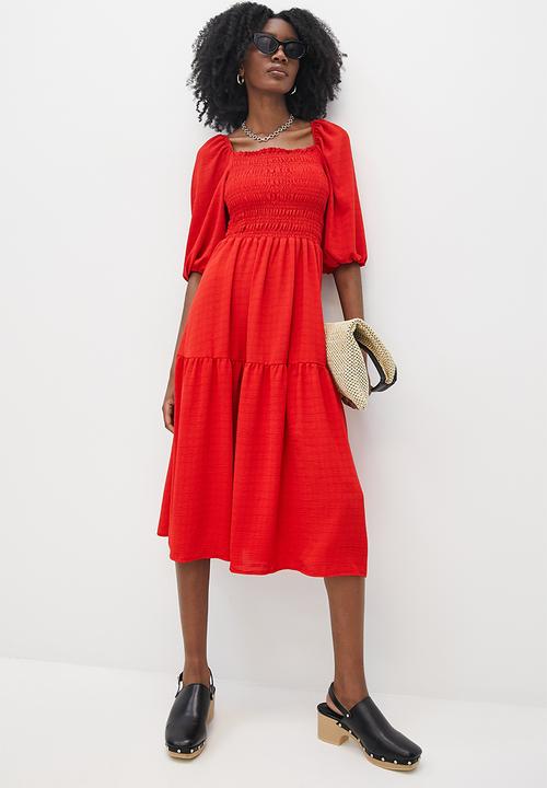 Superbalist - Shirred midi dress - barbados cherry