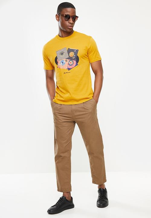 Ben Sherman - 45 records - mustard