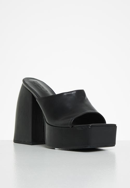 Z_Code_Z - Fhalayla square toe platform mule heel - black