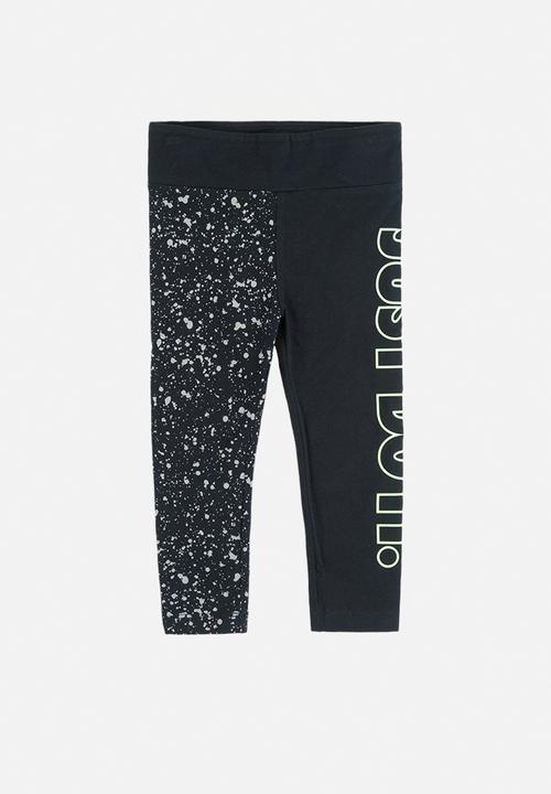 Nike - Nkg splatter grapjic legging - black