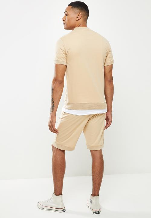 Lonsdale - Shorts & T-shirt set - camel & chocolate