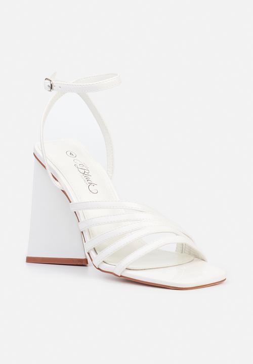 Miss Black - Trilogy1 block heel - white