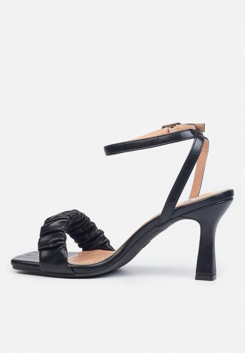 Butterfly Feet - Vodka 1 ankle tie stiletto heel - black