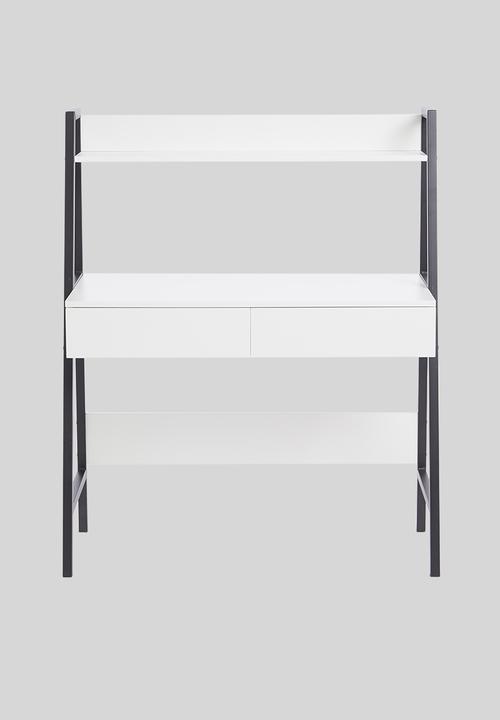Sixth Floor - Station desk - black & white
