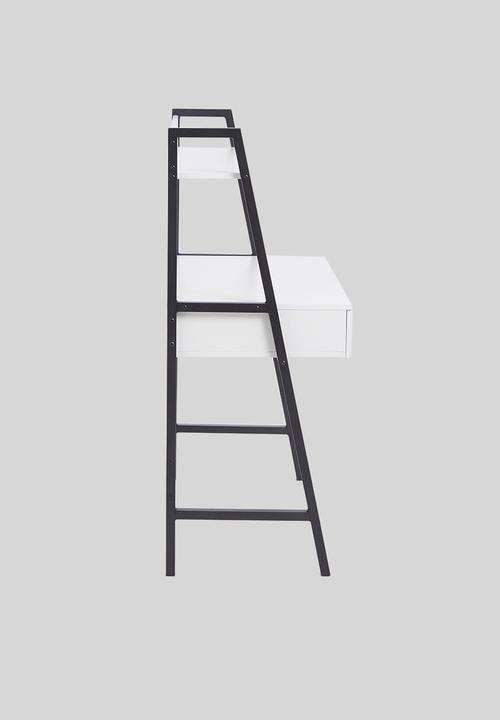 Sixth Floor - Station desk - black & white