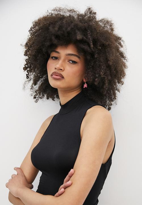 Blake - Turtle neck tie back crop - black