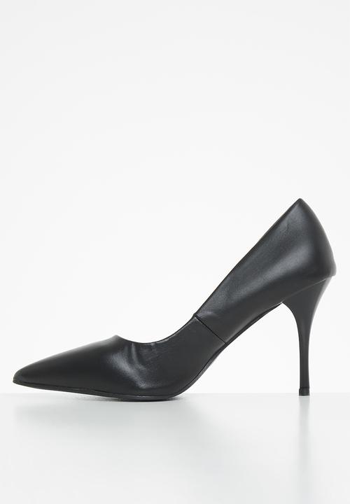 Superbalist - Classic court stiletto - black