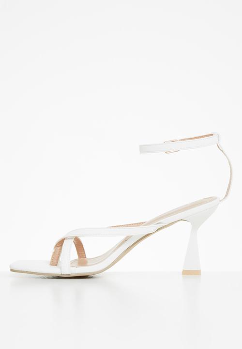 Superbalist - Leizel ankle strap stiletto - white