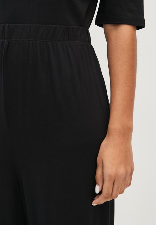 Superbalist - Easy fit sleep set - black
