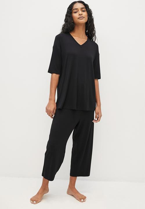 Superbalist - Easy fit sleep set - black