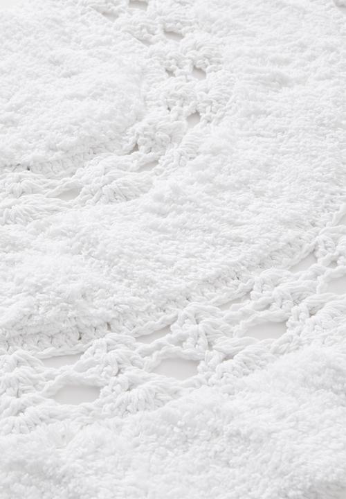 Sixth Floor - Half moon bath mat - white