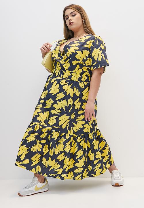 Superbalist - Fit and flare midi dress - yellow mono leaf