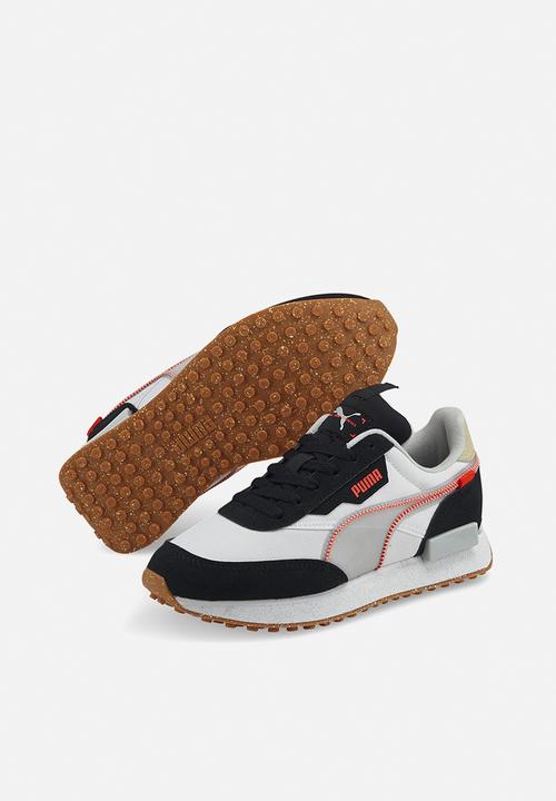 PUMA - Future rider jr - white/black