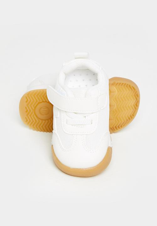 Pop Candy - Baby boys velcro strap sneaker - white