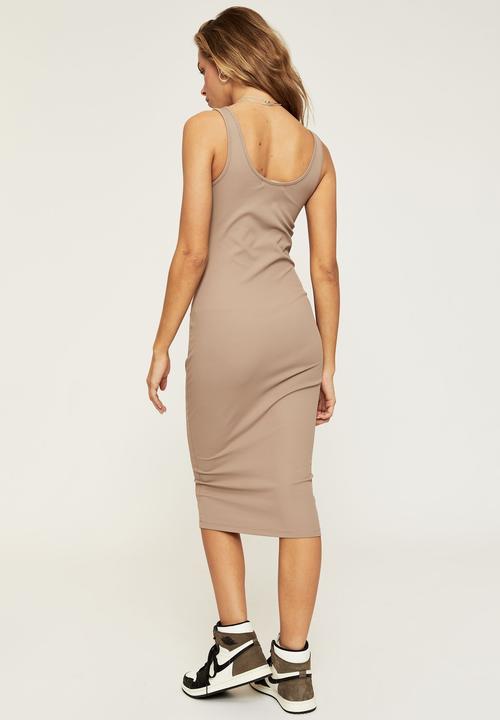 Supré  - Emery sleeveless midi dress - toffee taupe
