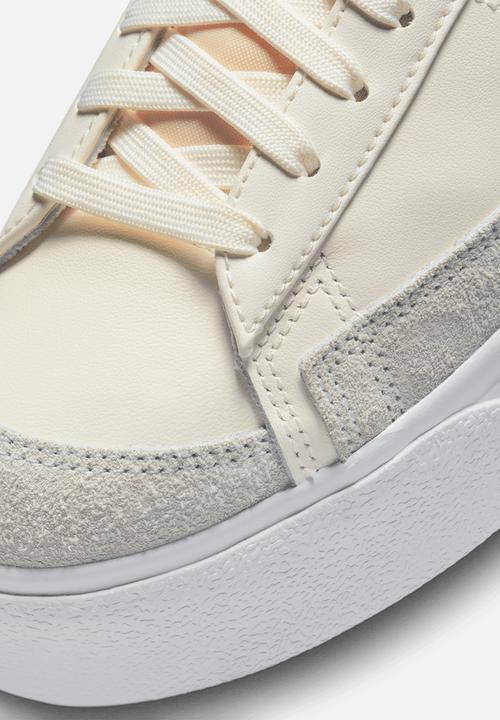 Nike - Nike blazer low platform - sail/white-white-black
