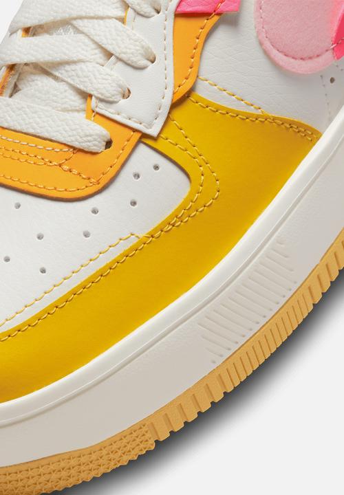 Nike - Wmns Nike air force 1 fontanka - summit white/hyper pink-solar flare