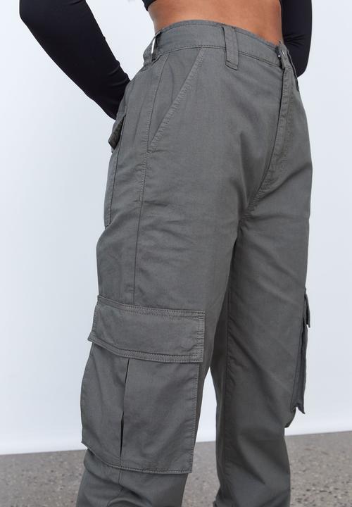 Factorie - Cuffed cargo pant - army green