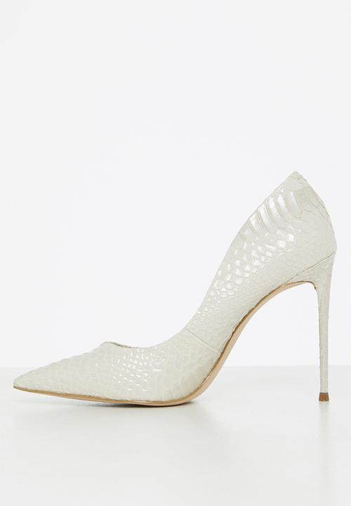 Steve Madden - Vala barely there court heel - bone