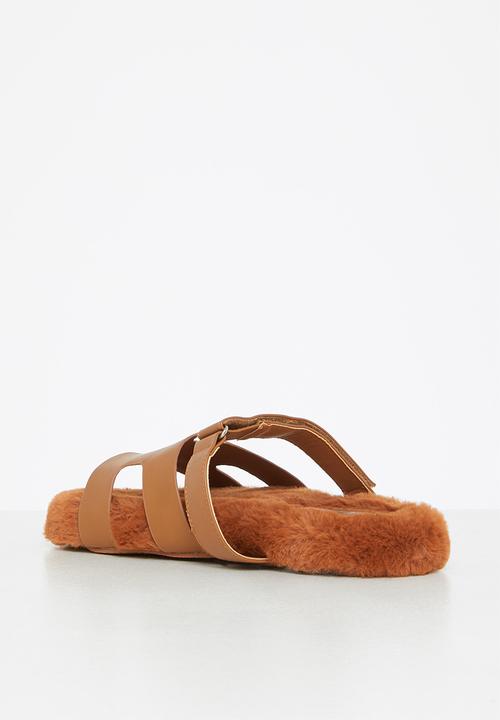 Public Desire - Hot fuzz slipper - tan borg