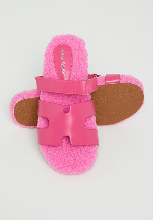 Public Desire - Hot fuzz slipper - pink borg