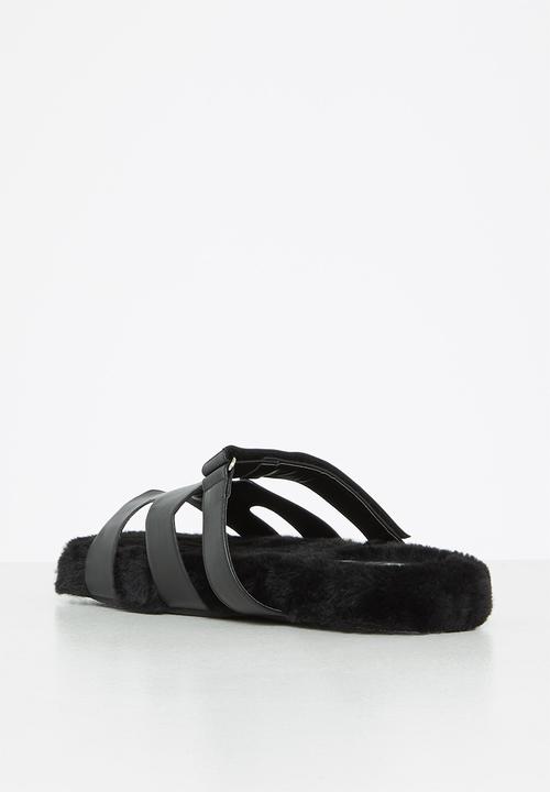 Public Desire - Hot fuzz slipper - black borg