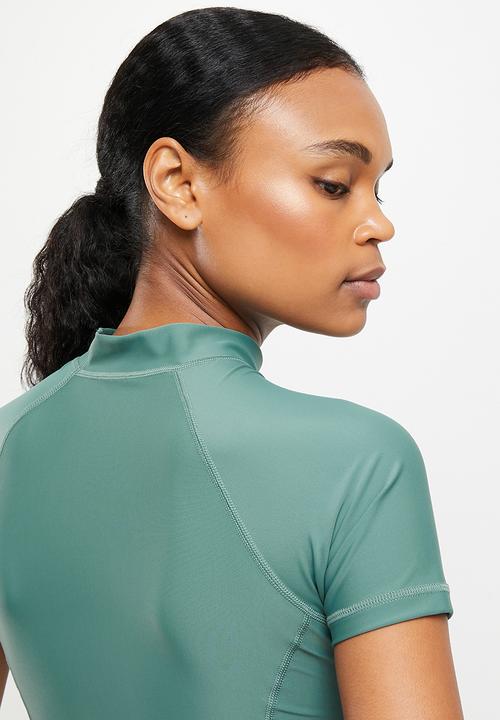 Lizzy - Lillee short sleeve rashie - sagebrush green