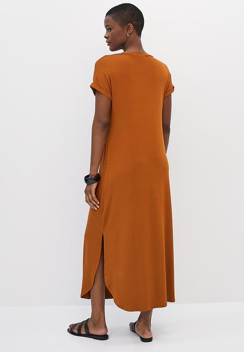 edit - Grown on curved hem knit maxi - fudge