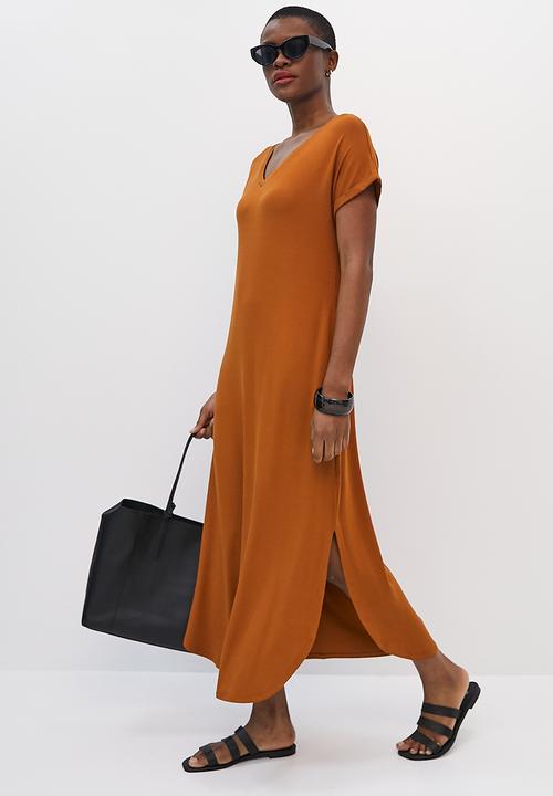 edit - Grown on curved hem knit maxi - fudge