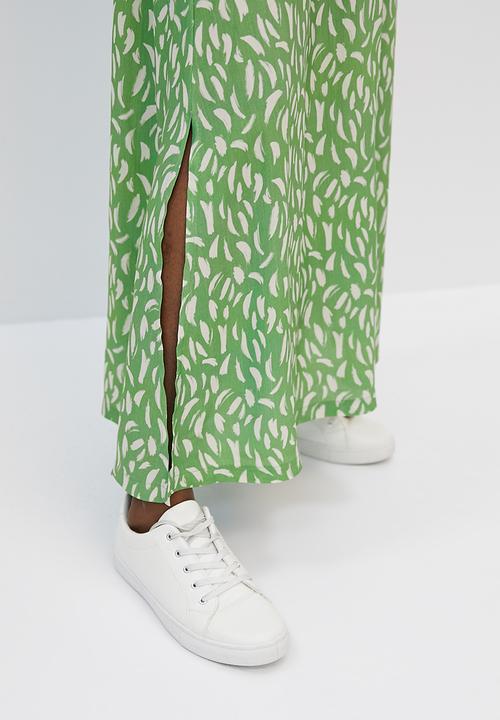 edit - A-line pull on maxi skirt - mono green 