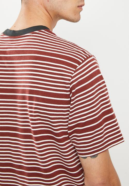 Levi’s® - Relaxed surf logo tee - burgundy