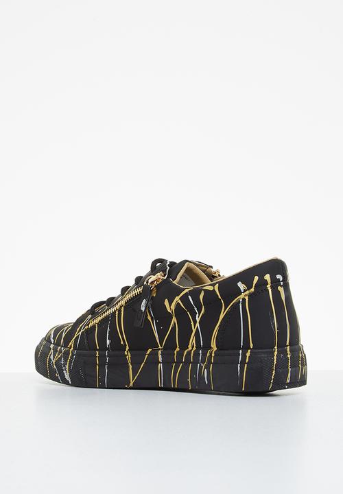 UrbanArt - Hydro 2 nub sneaker - gold & black