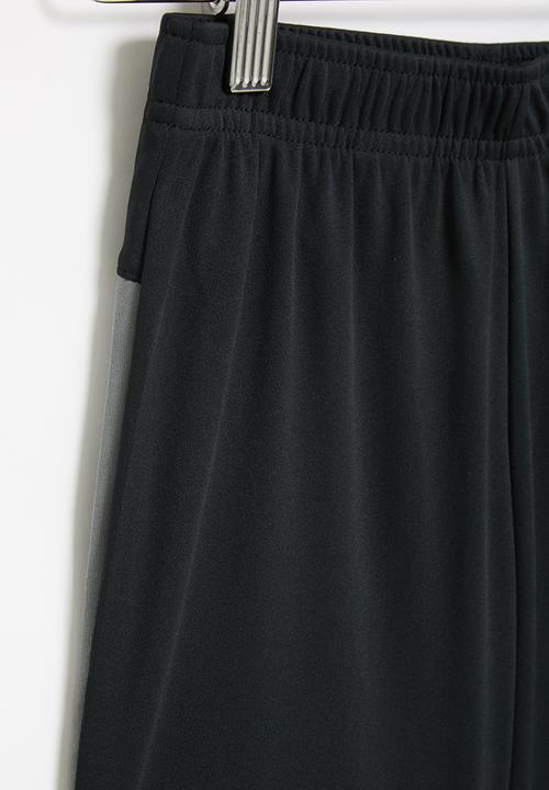 Nike - Nike boys blocked short - black & grey