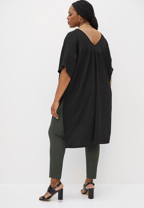 edit Plus - Longline slit detail shell top - black