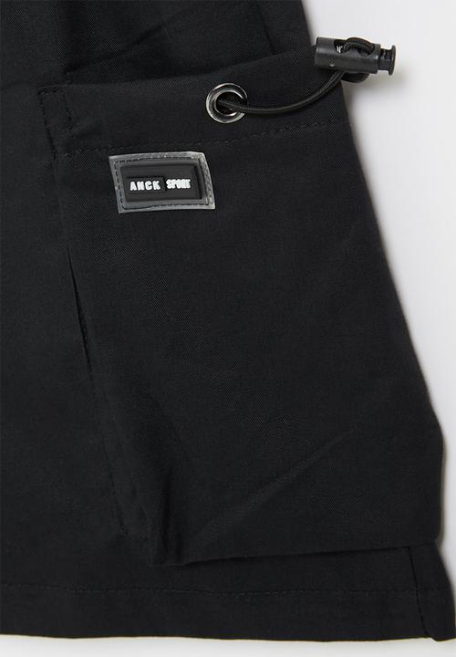 Rebel Republic - Boys shorts - black