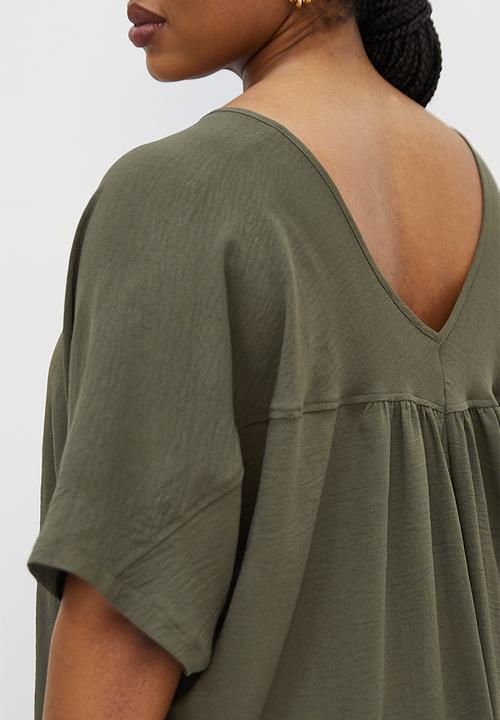 edit Plus - Longline slit detail shell top - bottle green