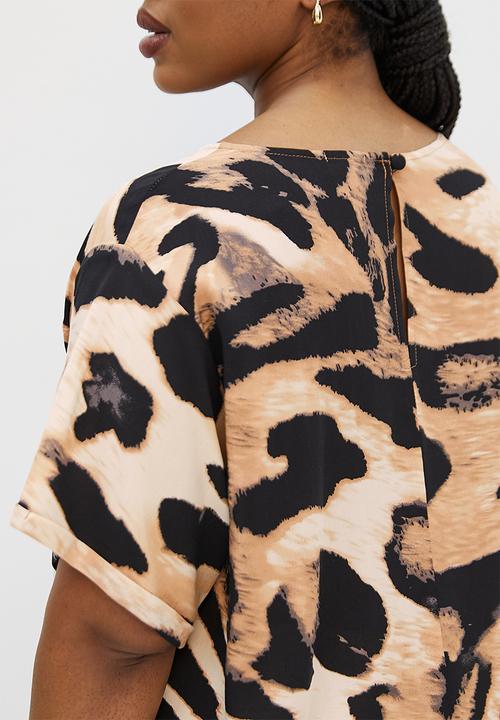 edit Plus - Basic woven turn up sleeve tee - abstract animal