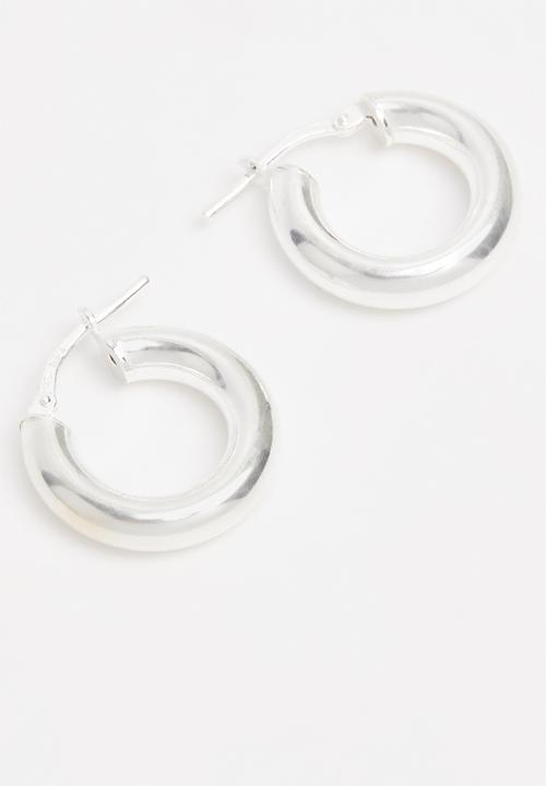 Matter of Fakt - Small classic oasis hoops - silver