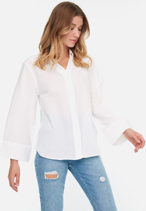 Trendyol - V neck shirt - ecru