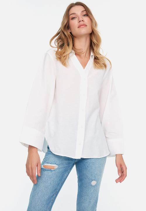 Trendyol - V neck shirt - ecru